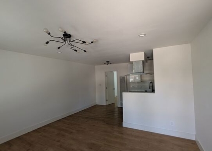 2626 Cloverfield Boulevard - Photo 1