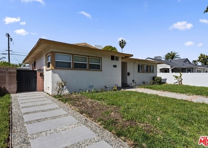 6229 Sylvia Avenue - Photo 1