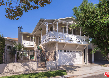 900 N Gardner Street - Photo 1