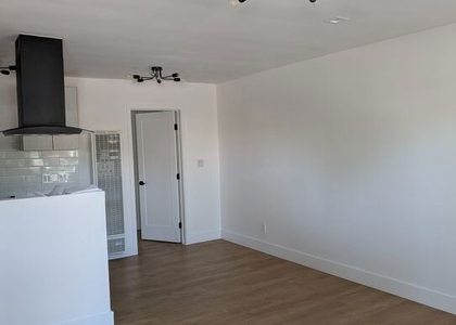 2626 Cloverfield Boulevard - Photo 1