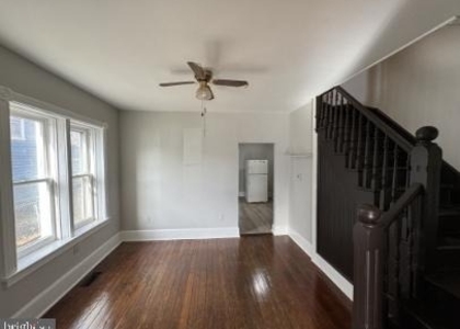 226 N Raleigh St - Photo 1