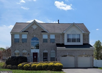 46 Northampton Boulevard - Photo 1