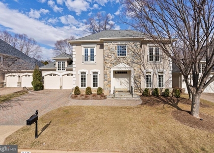 7440 Old Maple Square - Photo 1