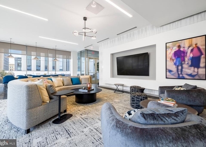 1125 Sansom Street - Photo 1