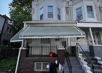 210 N Avondale Street - Photo 1