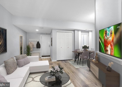 1830 Green Street - Photo 1