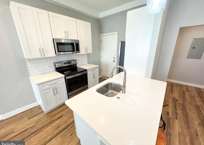 1712 N Marshall Street - Photo 1