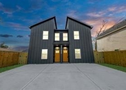8015 Elbert Street - Photo 1