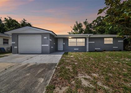 7721 Arbordale Drive - Photo 1