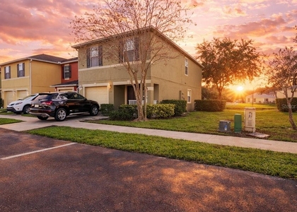 572 Cresting Oak Circle - Photo 1
