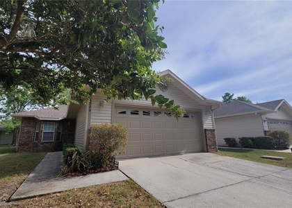 4926 Nw 78th Road - Photo 1