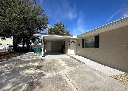 1017 E 1st Avenue - Photo 1
