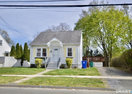 314 Knowlton Street - Photo 1