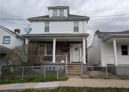 619 Conrad - Photo 1