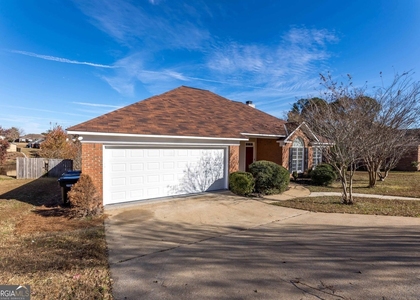 7988 Westlake Drive - Photo 1