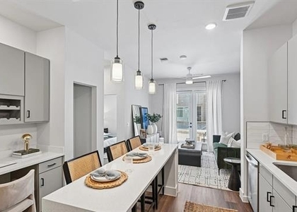 1735 N Greenville Avenue - Photo 1