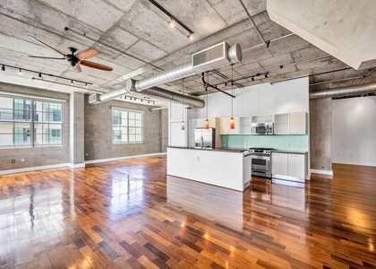 411 Nw 1st Avenue Nw - Photo 1