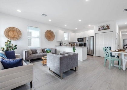 2665 Hiawatha Avenue - Photo 1