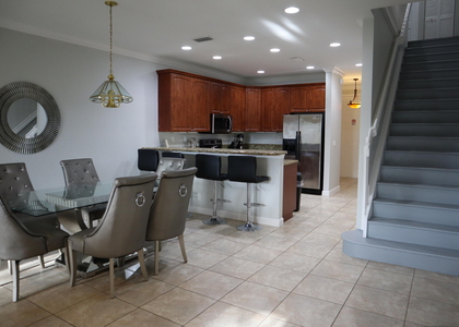 115 Akron Street - Photo 1