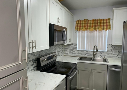 6890 Royal Palm Boulevard - Photo 1