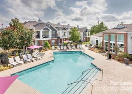 14325 Plantation Park Boulevar - Photo 1