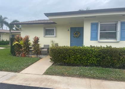 2864 E Crosley Dr Drive E - Photo 1