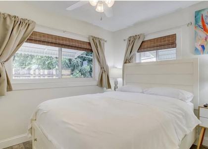 501 Sw 11th Street - Photo 1