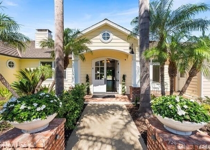 11581 Arroyo Avenue - Photo 1