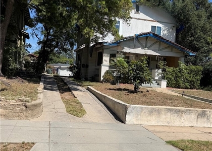 1248 Wesley Avenue - Photo 1