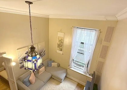 465 W 57th Street - Photo 1