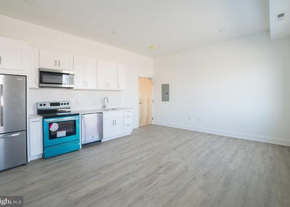 2201 Washington Avenue - Photo 1