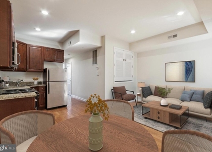 1516 W Diamond Street - Photo 1