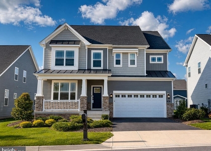 1407 Pinkerton Street - Photo 1