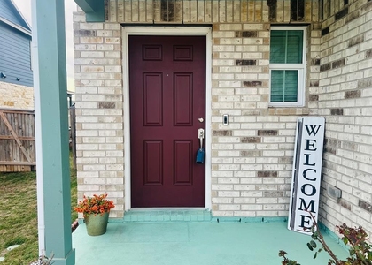 176 Andross Ln - Photo 1