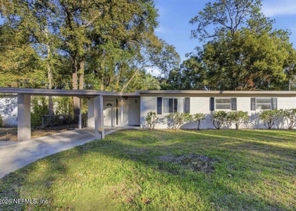 909 La Marche Drive - Photo 1