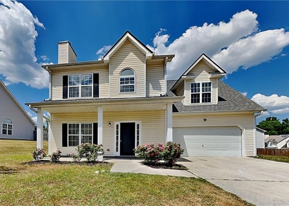 45 Moreland Circle - Photo 1