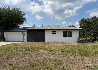 1463 Tanglewood Parkway - Photo 1
