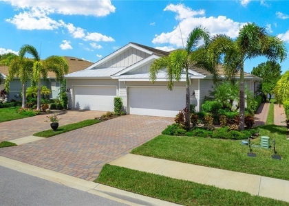 14680 Edgewater Circle - Photo 1