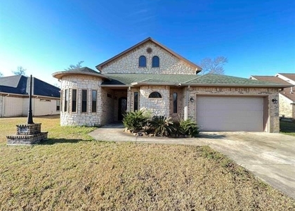 6030 Queens Court - Photo 1