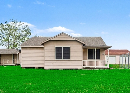 5615 John Martin Road - Photo 1