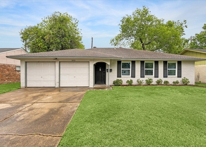 5850 Southminster Drive - Photo 1