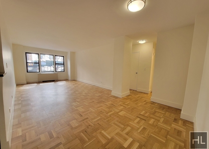 East 63 Street - Photo 1