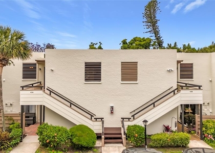 434 Palm Tree Drive - Photo 1