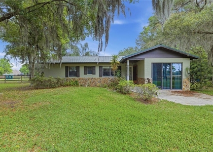 5999 Nw 90th Avenue - Photo 1