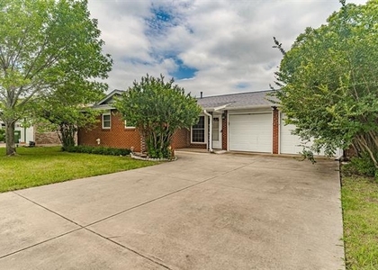 1912 15th Street - Photo 1