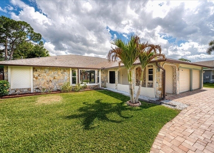 1326 Sw Bartell Avenue - Photo 1
