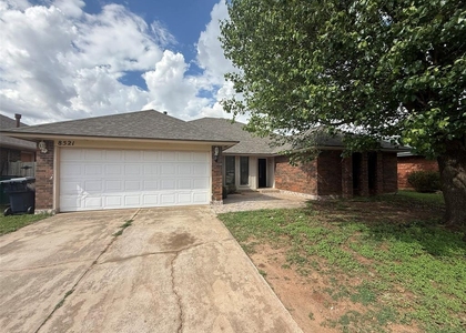 8521 Nw 121st Street - Photo 1