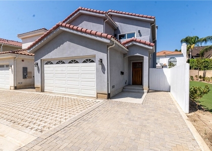 9246 Cedros - Photo 1