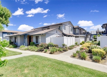 1460 Forest Glen - Photo 1