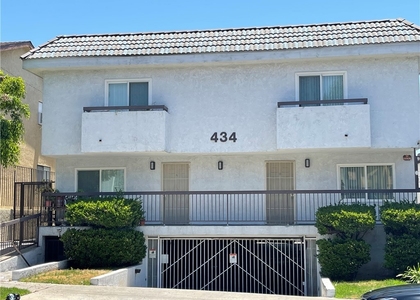 434 E Tujunga Avenue - Photo 1